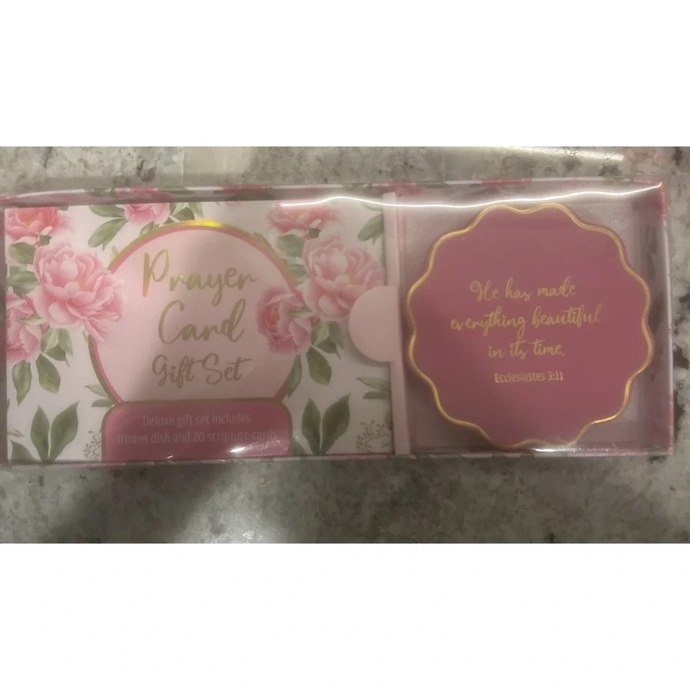 NEW-Crown Jewlz prayer card gift set with trinket dish